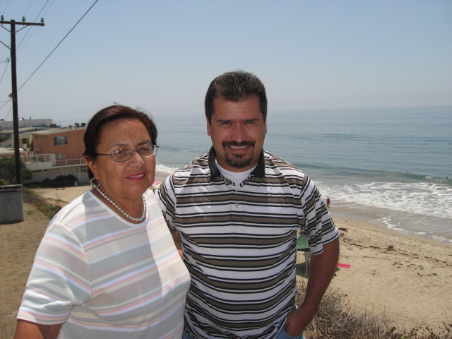 617x456 pixels (100K)